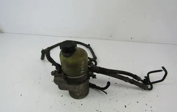 Opel Astra H Power steering pump 
