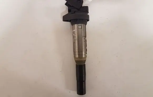 BMW 3 E90 E91 High voltage ignition coil 19005316