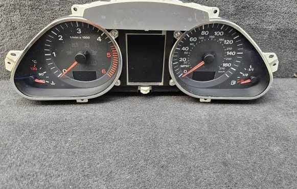 Audi A6 S6 C6 4F Speedometer (instrument cluster) 4F0920982T 4F0910930C