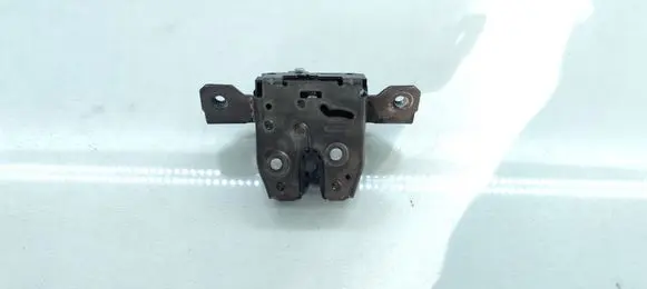 Opel Astra J Tailgate/trunk/boot lock/catch/latch 13509599