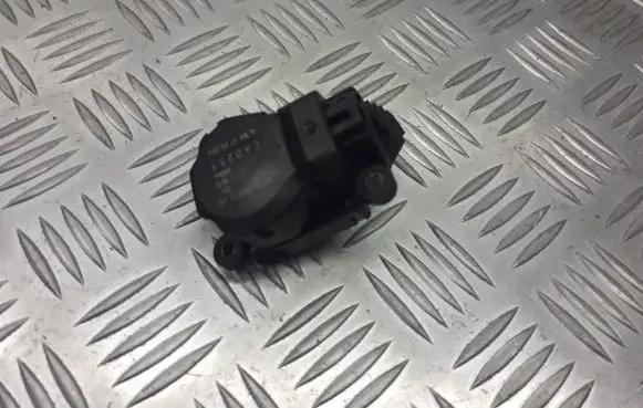 Ford Focus A/C air flow flap actuator/motor 3M5H-19E616-AB