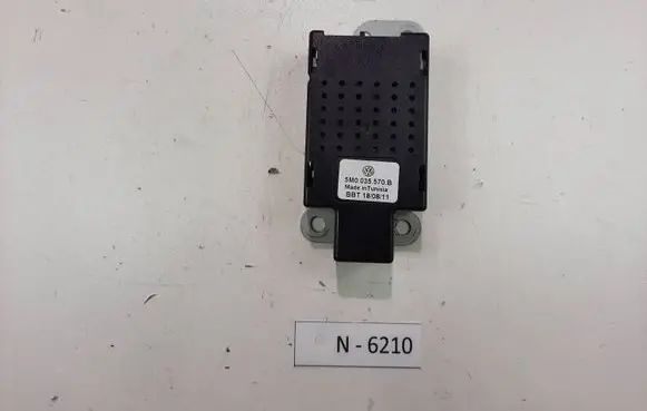 Volkswagen Golf VI Antenna control unit 5M0035570B