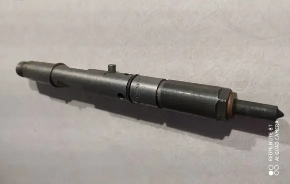 Audi A6 S6 C5 4B Fuel injector