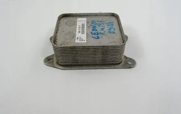 Seat Leon (5F) Engine oil radiator 04E