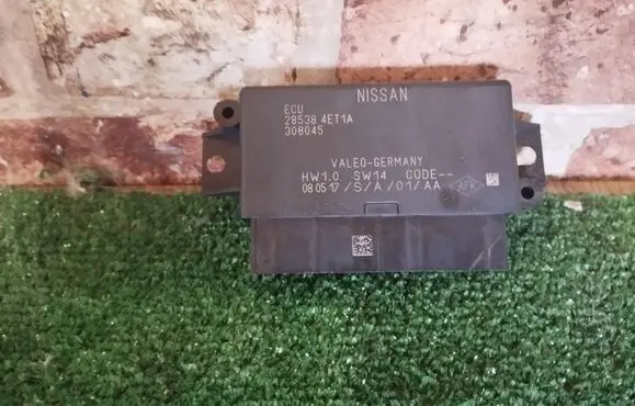 Nissan Qashqai Parking PDC control unit/module 285384ET1A 308045