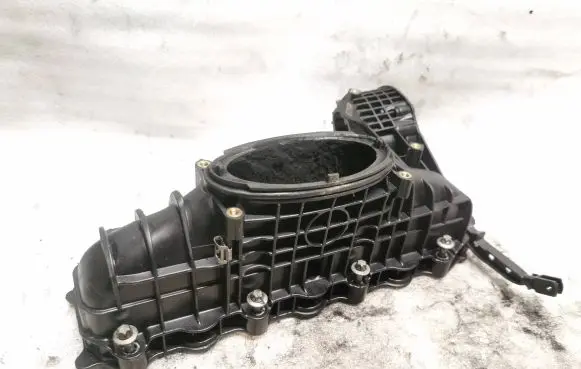 Mercedes-Benz B W246 W242 Intake manifold A65109000