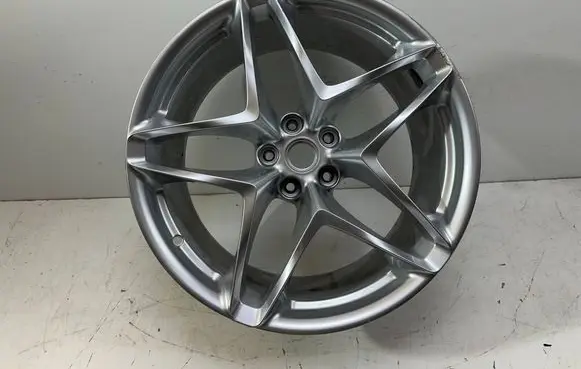 Ferrari Roma R20 alloy rim 