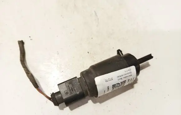 Windscreen/windshield washer pump