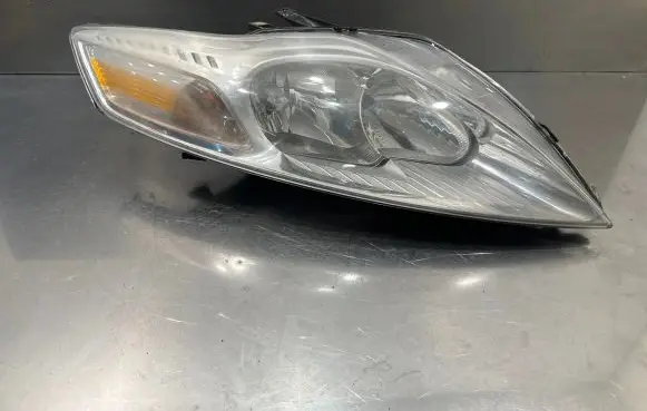 Ford Mondeo MK IV Headlight/headlamp