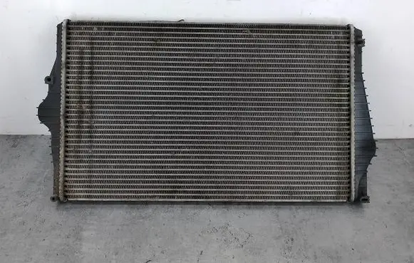 Volvo XC90 Coolant radiator 31274553