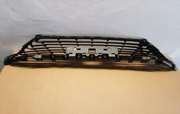 Peugeot 308 Front bumper lower grill 9827977380DAN 9827977380
