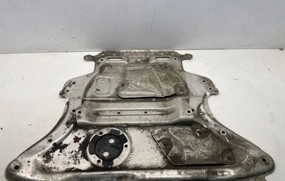BMW 7 G11 G12 Engine splash shield/under tray 31116865263 6865263 74850610