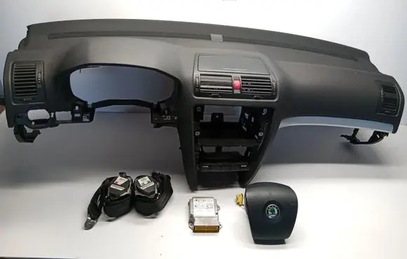 Skoda Octavia Mk2 (1Z) Dashboard 1Z0858757