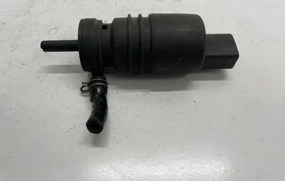 Audi A4 S4 B8 8K Windscreen/windshield washer pump