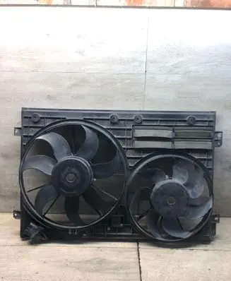 Volkswagen Touran II Electric radiator cooling fan 1355D301602 PA6GF30