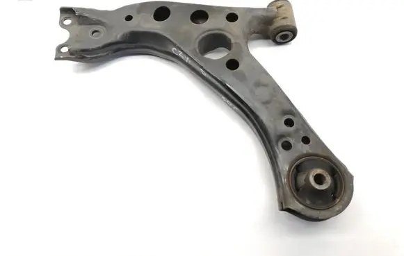 Toyota C-HR I Front lower control arm/wishbone