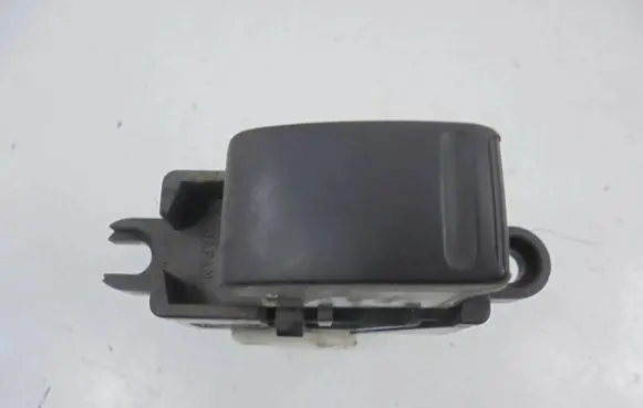 Nissan Almera Tino Electric window control switch