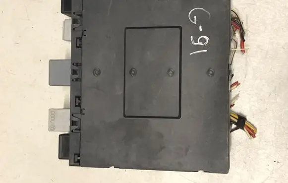 Volkswagen PASSAT B6 Comfort/convenience module F005V00661 782202