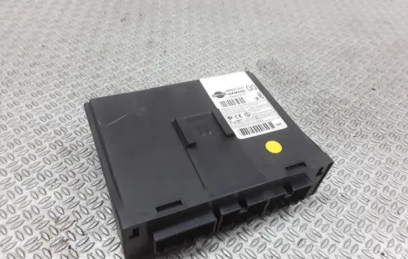 Nissan Primera Comfort/convenience module 28550AV7 5WK48121