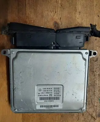 Mercedes-Benz C W204 Engine control unit/module A6461503634 28184265 A0054467340