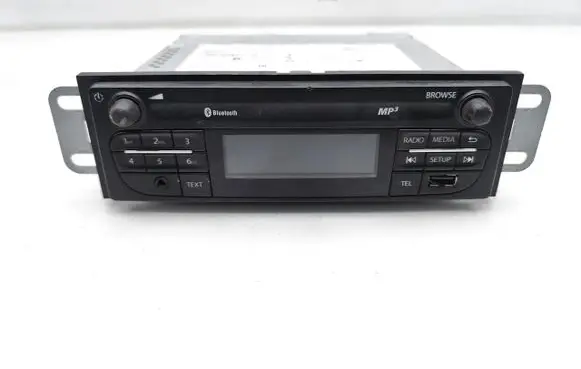 Opel Vivaro Radio/CD/DVD/GPS head unit 281157115R 93459915 R0131DIN