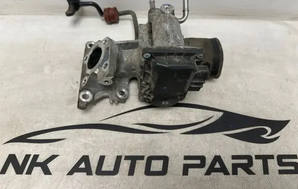 Toyota Auris E180 Throttle valve 261000N020