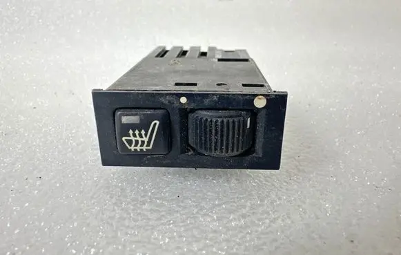 BMW 5 E39 Seat heating switch 61318352259 45950 03055000