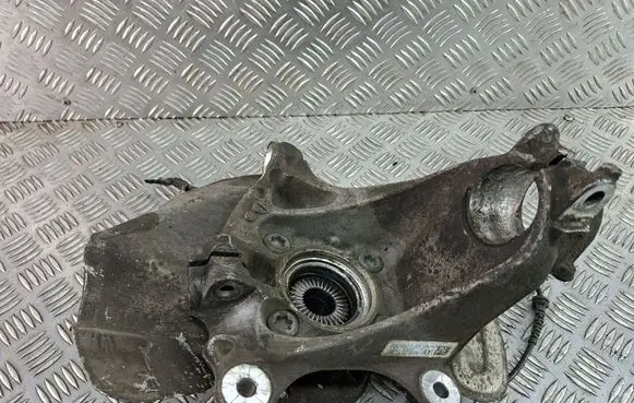 BMW X2 F39 Front wheel hub spindle knuckle 6876853