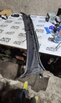 Toyota Avensis T250 Wiper trim 5578205030 3189P010