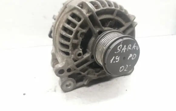 Volkswagen Sharan Generator/alternator 028903028E