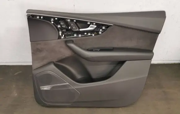 Audi Q7 4M Door card panel trim set 4M.9