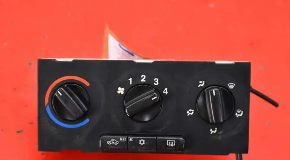 Opel Zafira A Climate control unit 90559839