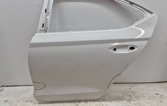 Skoda Octavia Mk4 Rear door 5E6833601