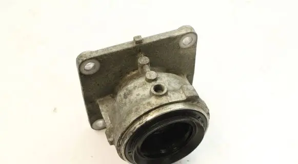 BMW X5M E70 Driveshaft support bearing bracket 7563779 31507563779