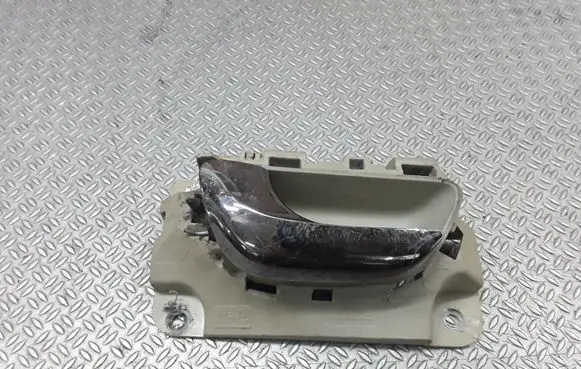 Volvo S80 Rear door interior handle