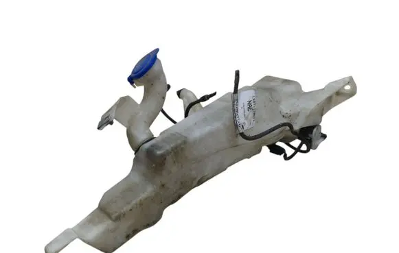 Windshield washer fluid reservoir/tank