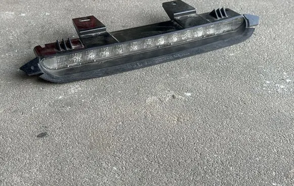 Volvo V50 Third/center stoplight 28060002