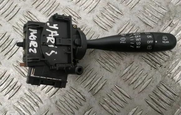 Toyota Yaris Wiper speed switch 173647