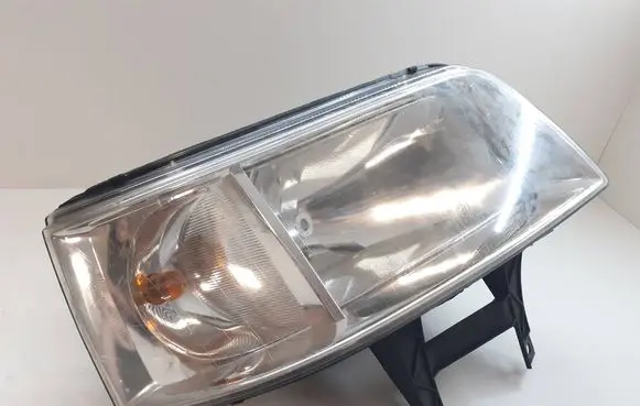 Volkswagen Transporter - Caravelle T5 Headlight/headlamp 1305235738 7H1941016N