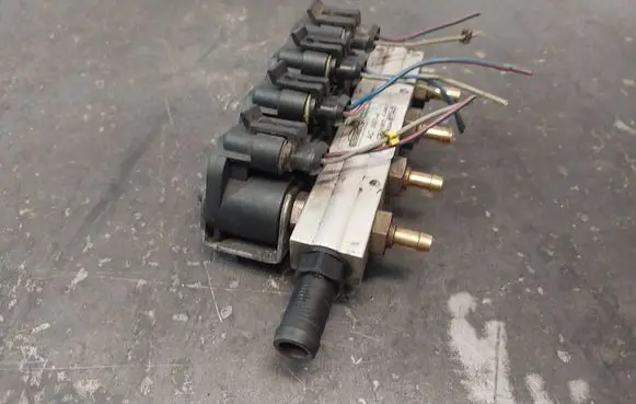 BMW 3 E90 E91 LP gas injector W014