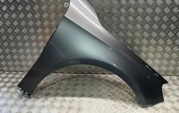 Mercedes-Benz A W176 Fender 