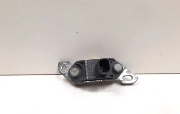 Audi A6 S6 C6 4F Airbag deployment crash/impact sensor 4F0907651
