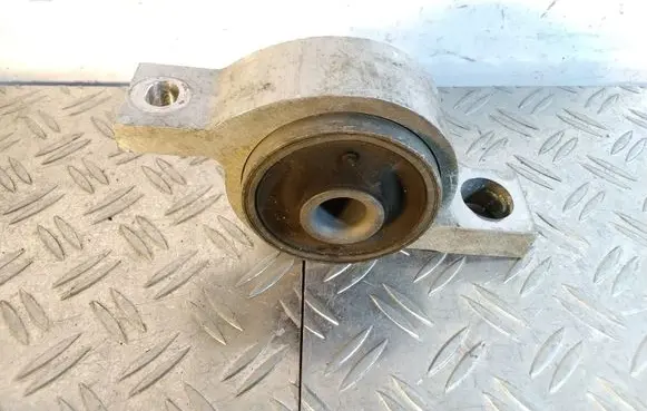 Lexus NX Engine mount bracket AVA5400