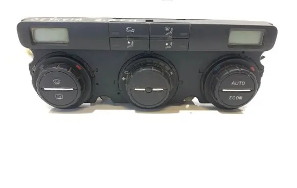 Skoda Octavia Mk2 (1Z) Climate control unit 74793250