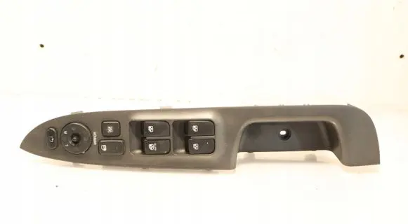 KIA Carens II Electric window control switch 93570-1D1003W