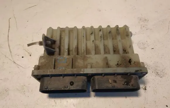 Opel Zafira A Coolant fan relay 24410130 15396912
