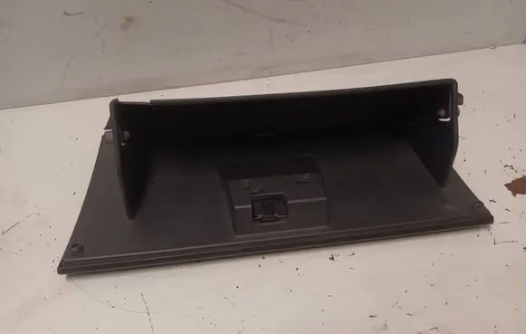 Dodge Journey Glove box