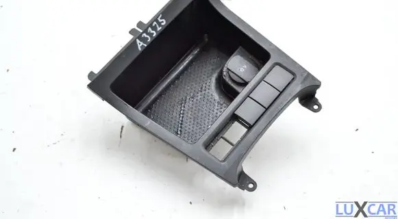 Volkswagen Scirocco Glove box central console 5K0858329 5K0857925A 4364