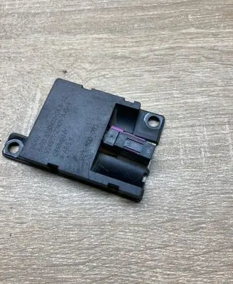 BMW 3 E90 E91 Aerial antenna amplifier 8387422