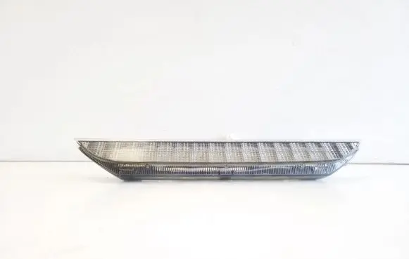 Mitsubishi Outlander Third/center stoplight P5631 A048707